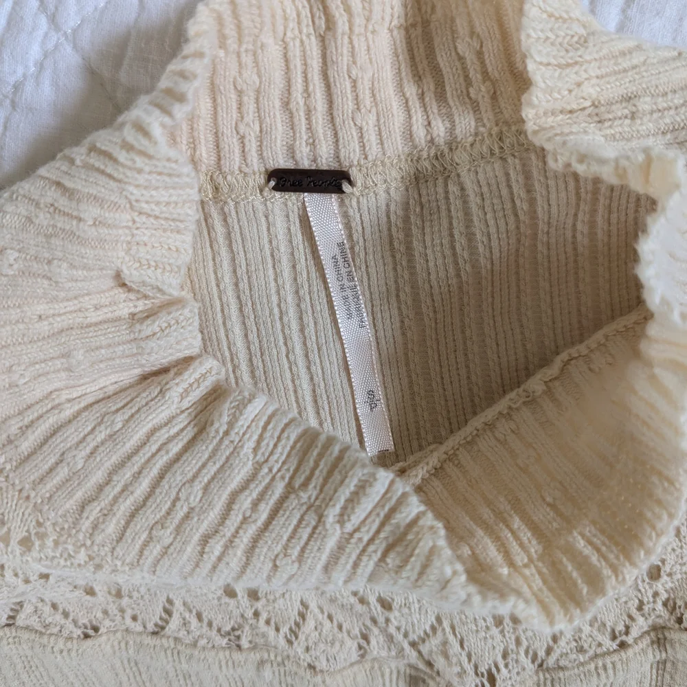 Free People Cream Lace Top - Picture 5 of 5